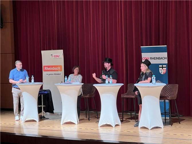 (v.l.) CDU-Vorsitzender Markus Pütz, Kerstin Schürhoff, Dennis Wolf und Maja Braun.  Foto: privat