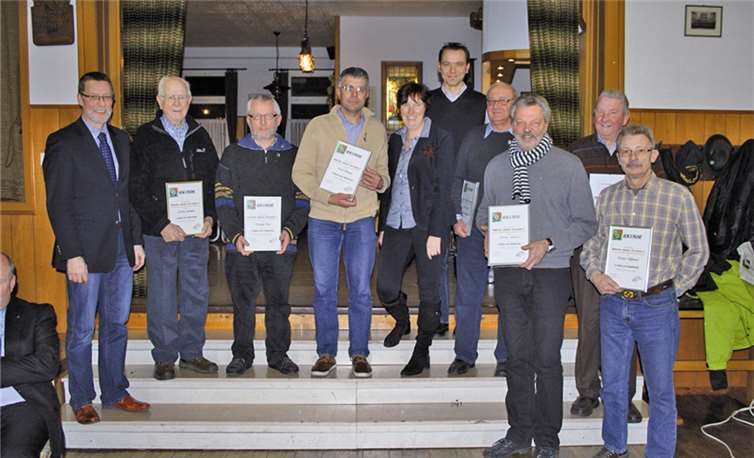 v.l. Dietmar Weidenfeller, Friedel Jackmuth, Chris Price, Erich Schmaus, Petra Riehl, Christof Schumacher, Josef Schuster, Heribert Heinrich, Heinz Radtke und Herbert Diffenhard.PSM - Presse Service Merz