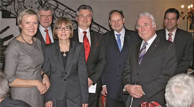 v.l. Dr. Cordula Krawehl-Nakath; Horst Scheer, Dr. Gabriele Thüs-Dörner; Präsident Günther Langen, Hans-Joachim Brogsitter, Konrad Gasper, Wolfgang Gies.  Privat