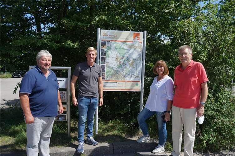 (v.l.) Egon Stumpf, Christoph Schmitt, Andrea Loch und Gernot Busch. Foto: privat