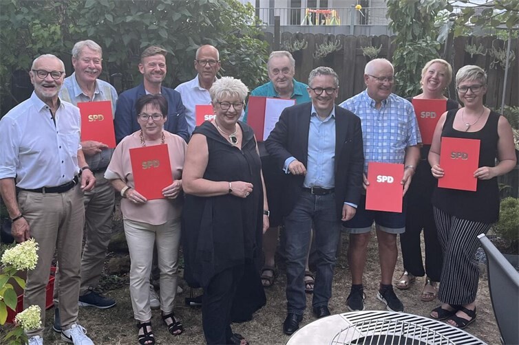 v.l.: Fritz Naumann, Walter Braukmüller, Anita Pelz, Christian Franke`, Wolfgang Pelz, Marion Lipinski-Naumann, Harry Kray, Dr. Thorsten Rudolph, Karl-Heinz Behr, Meike Mohrs-Franke` und Sarah Lipinski-Wasilewski.