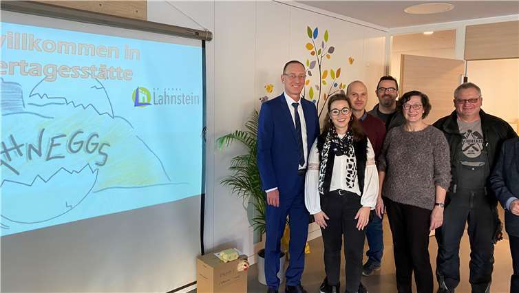 (v.l.) Günter Groß (stv. Fraktionsvorsitzender), Sabine Steffens, Björn Schrewe Mangold (Leiter der neuen Kita), Uwe Unkelbach, Jutta Krekel (stv. Vorsitzende des CDU Stadtverbandes) und Johannes Lauer (Fraktionsvorsitzender). Foto: CDU Lahnstein