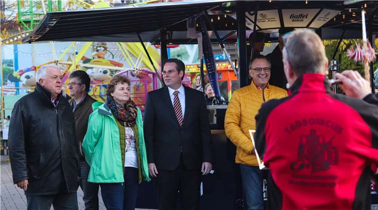 v.l. Guido Ernst, Ulrike Schmitz, Dr. Frank,Gondert, Bedrnd Weidenbach.