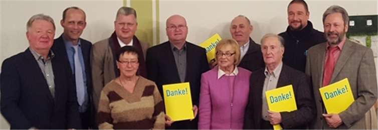v.l. Gunter Jung (Vorstand Amtsverband Rengsdorf), Alexander Buda (1.Vorsitzender Kreisverband Neuwied), Dr. Tobias Kador (FDP Landtagskandidat Wahlkreis 03), Ingrid Runkel (1.Vorsitzende Amtsverband Rengsdorf), Franz Lehnert, Marlies Vögele (Vorstand Amtsverband Rengsdorf), Heinz-Georg Helmes, Erhard Dillenberger, Sven Störmer (FDP Landtagskandidat Wahlkreis 04) und Hans-Werner Neitzert. privat