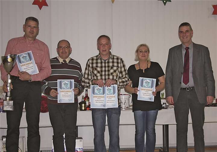 (v.l.) Joachim Lenk, Gerold Hofmann, Mike Hammes, Doris Hammes und Günter Weber. privat