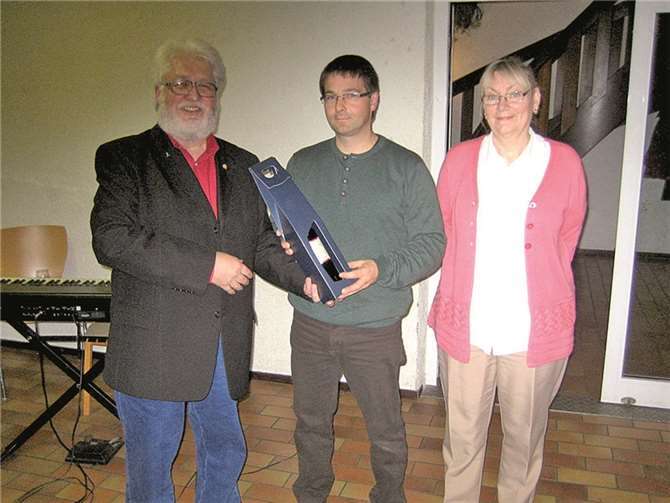 (v.l.) Josef Over - Vorsitzender, Hans–Dieter Nickenig, Maritta Mauelshagen - Schriftführerin. privat