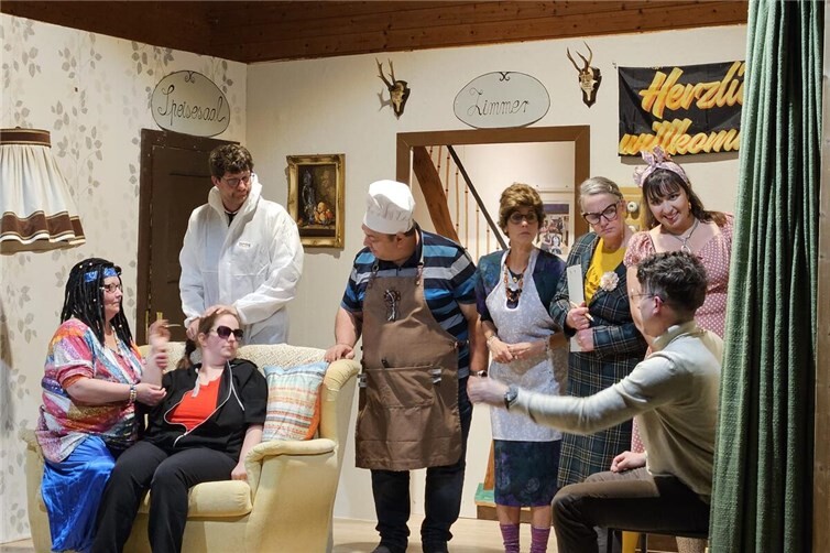 v.l. Jutta Liebelt, Nina Rieser, Patrick Gros, Sergej Hofmann, Annette Schnur, Silke Schlich, Tina Alter, Kevin Henseler.