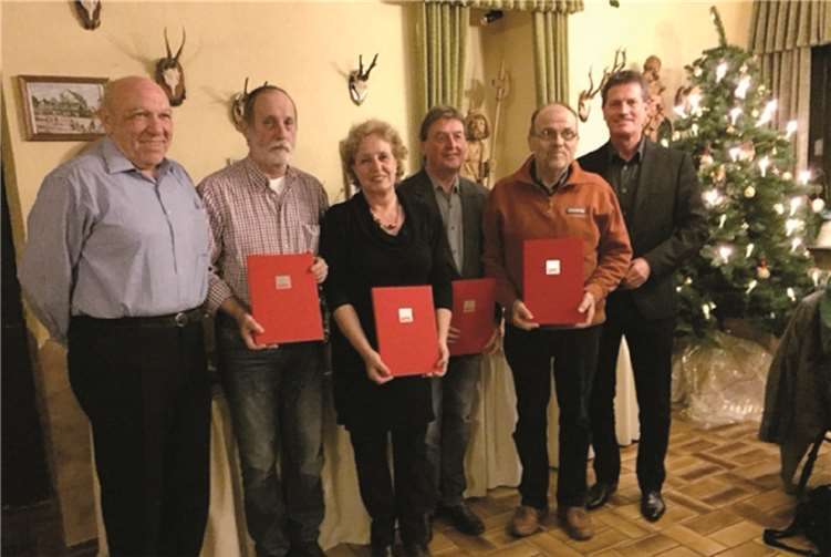 (v.l.) Karl-Heinz Schmalenbach, Uwe Schadow, Ingrid Egner-Gentsch, Walter Gräf, Dieter Meeß und MdB Detlev Pilger. privat