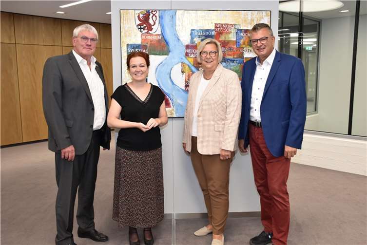(v.l.) Landrat Sebastian Schuster, Oberbürgermeisterin Katja Dörner, Bürgermeisterin der Gemeinde Swisttal Petra Kalkbrenner und Bürgermeister der Stadt Niederkassel Stephan Vehreschild (als Sprecher und stv. Sprecherin der Bürgermeisterinnen und Bürgermeister im Rhein-Sieg-Kreis).  Foto: Rhein-Sieg-Kreis