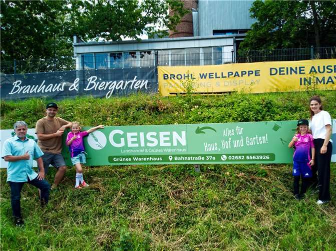 (v.l.) Martin Fuchs, Sebastian Geisen, Carla Josefine Quast, Oskar Quast und Sarah Geisen-Quast.  Foto: privat