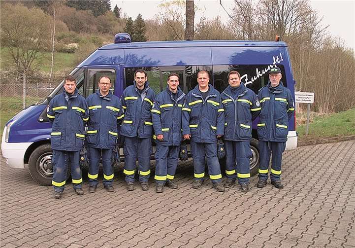 v.l. Michael Labonte, Frank Zenz (Zugführer), Michael Seidel (Prüfer), Dennis Faller, Andre Anheier, Christoph Sesterhenn (Ortsbeauftragter) und Ludwig Kayser (Prüfer).privat