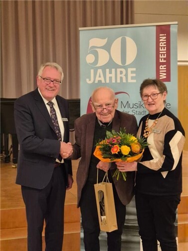 v.l. Peter Balmes, Prof. Heinz-Anton Höhnen, Anne-Leonie Balmes.  Foto: privat