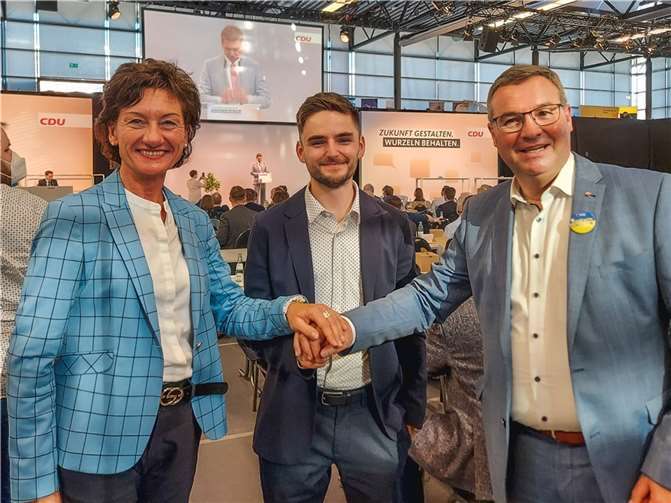 (v.l.) Petra Schneider, MdL; Nick Falkner, Mitglied im CDU-Landesvorstand und Horst Gies, MdL.Quelle: Petra Schneider, MdL CDU Horst Gies, MdL CDU