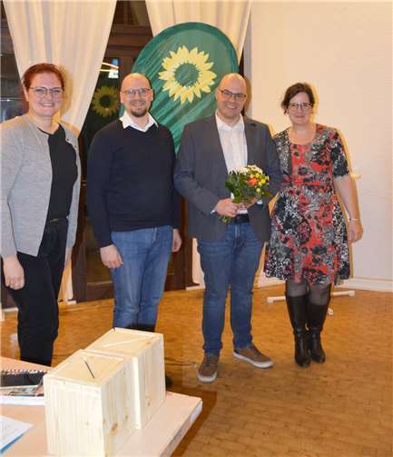 (v.l.) Pia Schellhammer, Marlon Wrasse, Thomas Hildner und Rebecca Stallbaumer.  Foto: Daniela Göbel