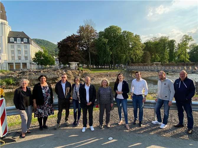 v.l.: Renate Schmitt, Yasmine Koch, Thomas Groine, Karin Joachim, Christian Kanka, Ursula Koll, Mareike von Jungenfeld, Marcel Hürter, Jörn Kampmann, Jürgen Saess. Foto: SPD