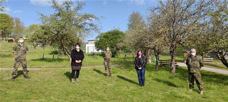 (v.l.) Sandro Simmeth, Astrid Klasen, Julia Möller, Stephanie Pohl (Leiterin Bereich Tagesförderstätte) und Stefan Zander. Foto: Caritas Zentrum, Mendig