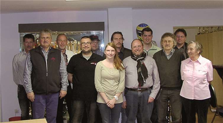 v.l. Schriftführer Alfred Sicken, 1.Vorsitzender Alfred Novotny, 2.Vorsitzender und Sportleiter Hartmut Mauer, Referent Indoor Kart Frank Taller, 1.Kassenprüfer Reinhold Müller, Jugendsprecherin Katharina Linden, Referent Automobilslalom und GLP Jörg Ritter, Jugendleiter Stefan Linden, 2.Kassenprüfer Marco Bürger, Referent Events und Verkehr Werner Ballmes, Referent Presse und Öffentlichkeitsarbeit Karl Eckstein, Schatzmeisterin Sigrid Baldes. privat
