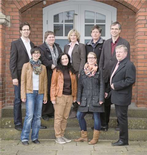 (v.l.) Stefan Schmutzler, Daniela Falterbaum, Karina Schlegel, Gajane Kohn, Rita Giel, Anke Turco, Thomas Teichert, Bernd Kemme, Hans Peter Siewert.Privat