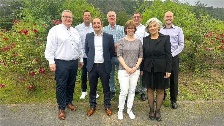 v.l. Thomas Nuhn, Michael Berndt, Alexander Lembke, Egmond Eich, Susanne Tempel, Axel Blumenstein, Rita Schäfer, Jan Doemen.  Foto: privat