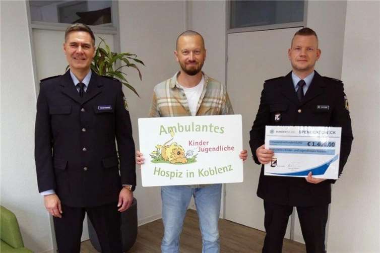 (v.l.) Thorsten Grünewald, Daniel Liefke und Henrik Natorp.  Foto: Kinder-/Jugendhospiz Koblenz