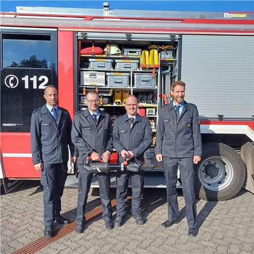 (v.l.) Tobias Prochazka (stellv. Vorsitzender Förderverein), Christian Lucas (Vorsitzender Förderverein), Christopher Wittig (Wehrführer) und Lukas Reutelsterz (stellv. Wehrführer).  Foto: privat