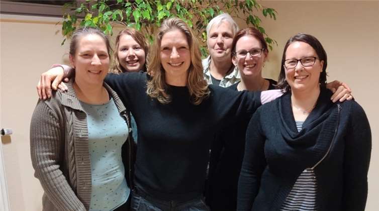 (v.li. 1. Reihe) Birgit Köpping, Christina Schnettker, Eileen Hebecker; (v.li. 2 Reihe) Sonja Jücker, Regine Spohner, Jennifer Pollmann.Foto: privat