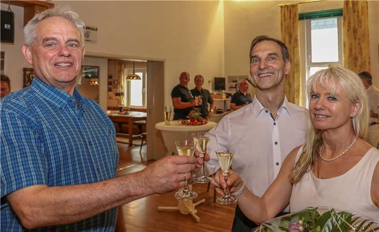 (v.li.) 2. Vorsitzender Ingo Schaller, Thomas Broszey und Claudia Bleidt.