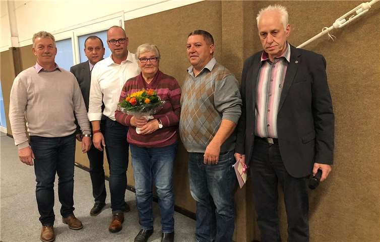 (v.li.) Georg Bläser, Johannes Bell, Frank Klapperich, Gisela Schneider, Rainer Groß, Willi Schneider.Foto: privat