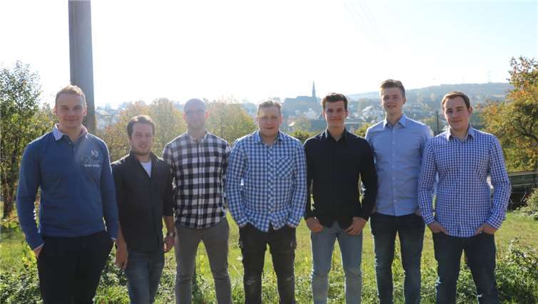 (v.li.) Markus Feldhoff, Christoph Münch, Christian Adams, Erik Welsch, Luca Holy, Michael Tietz, Lars Frank. Privat