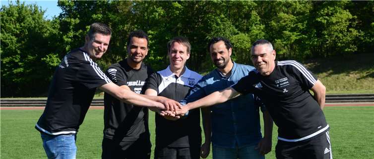 (v.li.) Sportlicher Leiter Mike Großkopf, Cheftrainer Raduan Fatine, Co-Trainer Thomas Nürnberg, Torwarttrainer und Teammanager Bouchaib Fatine, Betreuer und Pressewart Johannes Laux.Privat