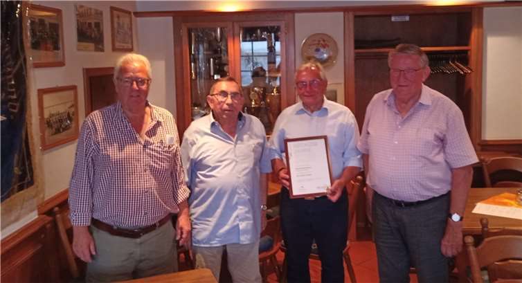 v.l.n.r.: 2. Vorsitzender Jürgen Krissel, Hans-Albert Hollerbach, Rolf Rockenbach, Kreisvorstand Karl-Heinz Müller.  Foto: privat