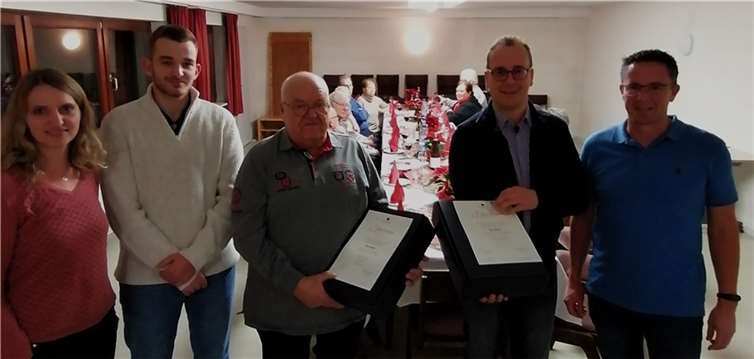 v.l.n.r. Anna Steins, Julius Knieps, Heinz Langer, Theo Müller, Martin MüllerAuf der Jahreshauptversammlung der Kolpingsfamilie Altenahr wurden Heinz Langer für 60 Jahre Mitgliedschaft und Theo Müller für 25 Jahre Mitgliedschaft geehrt.  Foto: privat