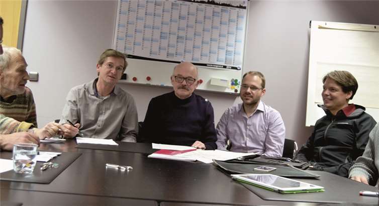 (v.l.n.r.): Bernd Schemmer, Dr. Matthias Rest, Johannes Ferber, Gerhard Voell, Raymond Twiesselmann, Sascha Langenstein und Christoph Kretschmer. privat