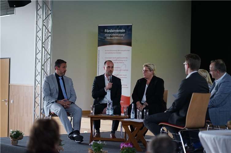 v.l.n.r. Christian Greiner, Clemens Hoch, Cornelia Kaltenborn. Alle Personen sind mit der Veröffentlichung einverstanden.  Foto: Wahlkreisbüro Clemens Hoch (Benjamin Kastner)
