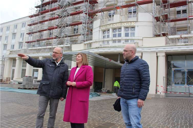 (v.ln.r.): Dieter Sturm, Nicole Steingaß und Thomas Weimer.  Foto: Uli Adams