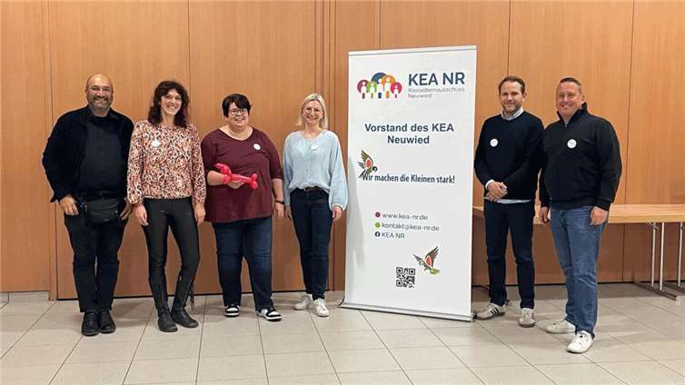 vlnr.: Dr. Asif Stöckel-Karim, Sarah Isein, Anica van de Beeck, Karola Stümper, Franz Sonntag, Christoph Zimmer