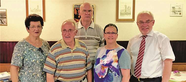 v.l.n.r.: Elfrun Zerbach, Martin Wassmann, Andreas Fischer, Petra Grabis und Nikolaus Roth in der Altentagesstätte. Heribert Michel fehlt entschuldigt.privat
