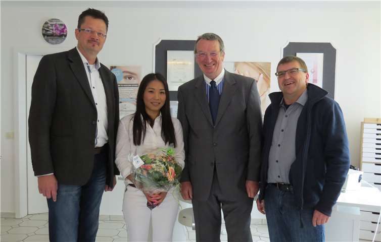 (v.l.n.r.): Frank Schmidt, Thu Nga Kim, Hans-Otto Schade und Karl Hanenberg. Foto: privat