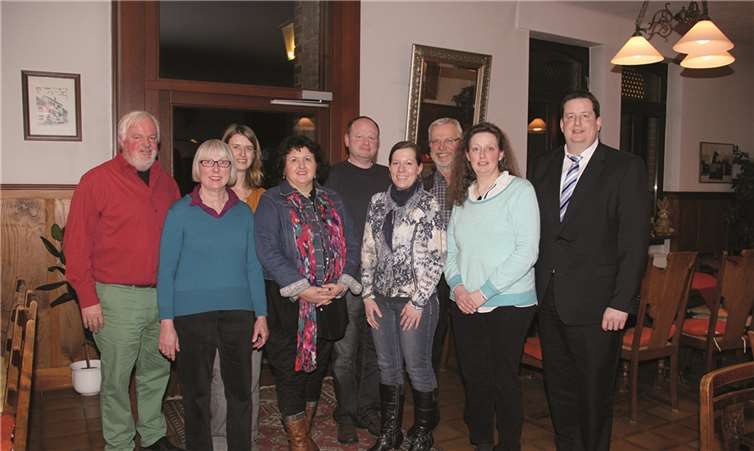 (v.l.n.r.) Franz Breitenbach, Inge Rockenfeller, Susanne Haller, Judith Klaes, Berthold Scharrenbach, Melanie Petri, Ludwig Stolz,Elisabeth Bröskamp (Mdl), Bernd Rosbach.STUHA