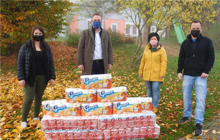 v.l.n.r.: Frau Bollendorf, Oliver Tiwi, Karin Keuser und Herr Sebastian. Foto Stadt Mayen