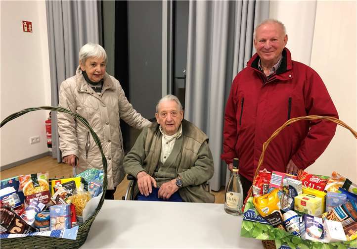 v.l.n.r . Gaby Hartz, Erich Miesen, Heinz Dufrain, die Sieger des letzten Turniers. Foto: privat