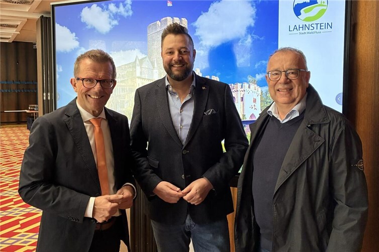 v.l.n.r.:  Gereon Haumann, Lennart Siefert und Sven Stimac 