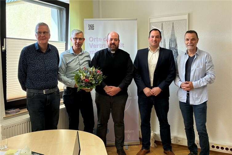 v.l.n.r.: Hr. Brun, Hr. Lützen, Pfr. Maxeiner, Hr. Stadoll, Hr. Prof. Neu