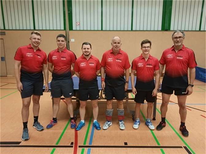 v.l.n.r.: Jan-Hendrik Menges, Jannik Koch, Steven Brixius, Andreas Tauch, Sebastian Seeling, Michael Wetterauer. Foto: DJK Ochtendung TT