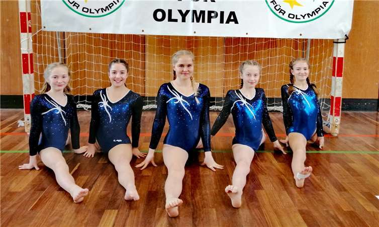 v.l.n.r.: Jana Hausch, Lena Ellinger, Alice Büter, Nika Flato, Annika Gotzen. Foto: Goethe-Gymnasium Bad Ems