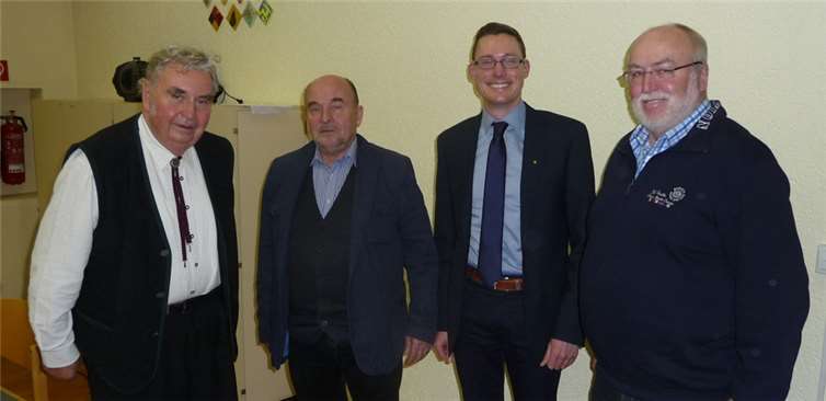(v.l.n.r.:) Joachim Herudek (CDA Kreis Neuwied), RainerEppelmann, Jörg Röder, Manfred Pees (Ortsbürgermeister Puderbach)