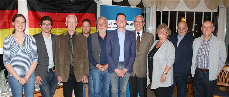 v.l.n.r.: Jördis Veldman, Matthias Gröber, Hans-Jürgen Klein, Michael Klein, Lothar Heß, Jörg Röder, Werner Klein, Gislinde Müller, Detlev Petry, Paul Lachmann.Foto: CDU