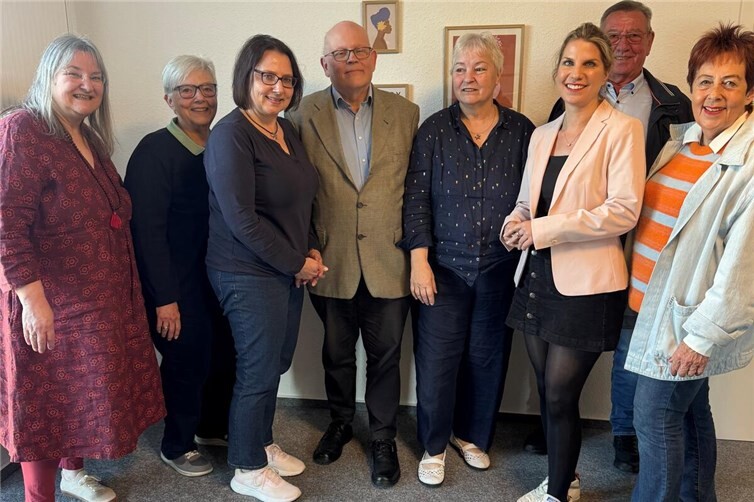 v.l.n.r. Kerstin Karba, Helene Adams, Cora Blechen, Joachim Titz, Andrea Literski-Haag, Natalie Baum, Konrad Löhndorf, Ingrid Näkel-Surges. (es fehlt: Guido Orthen)