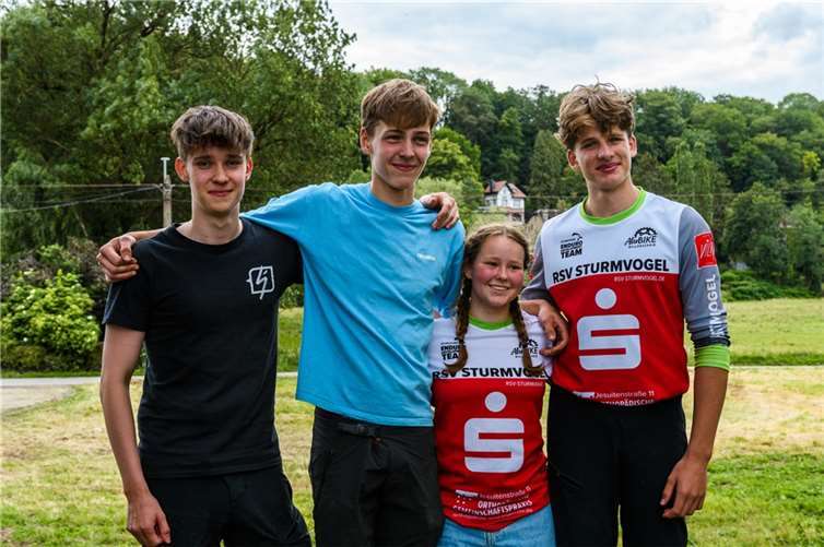 (v.l.n.r.): Lukas Weber, Luca Jonas, Greta Pörzgen, Jan Zimmer.  Foto: Uwe Zimmer