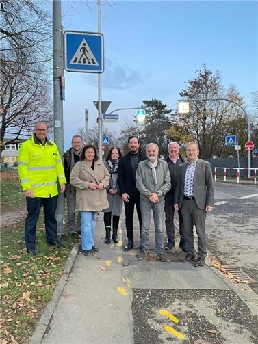v.l.n.r. Maik Hellmich, Dr. Richard Figura, Alice Kröll, Uta Erlekampf, Florian Beck, Markus Tölle, Peter Eckert, Andreas Geron.  Foto: Richard Figura